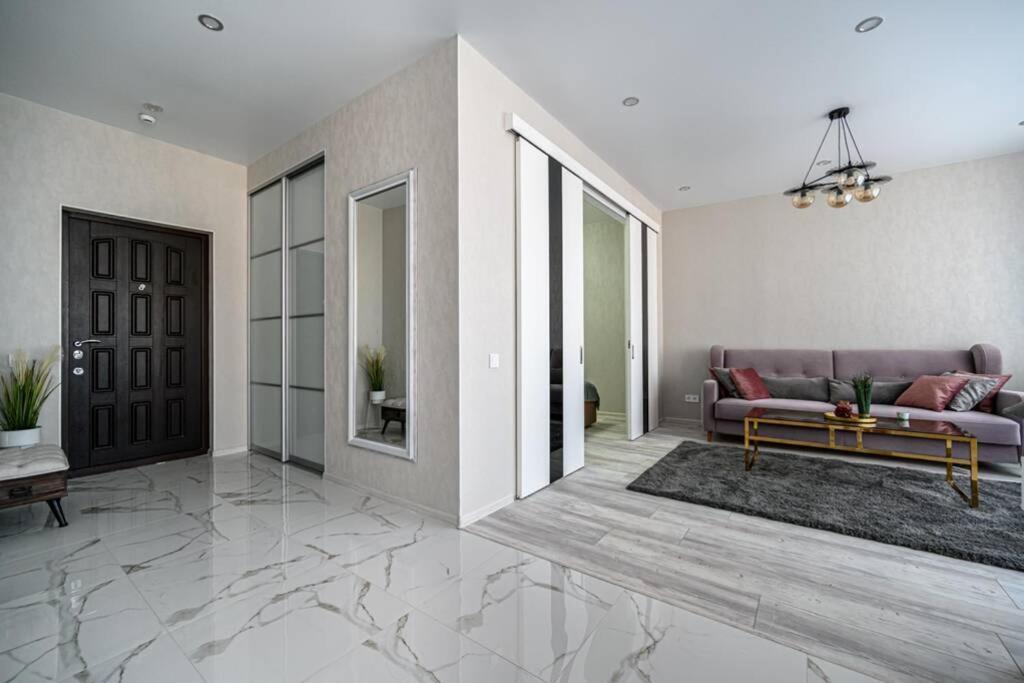Jeanne apartments 2BDR Odessa Extérieur photo