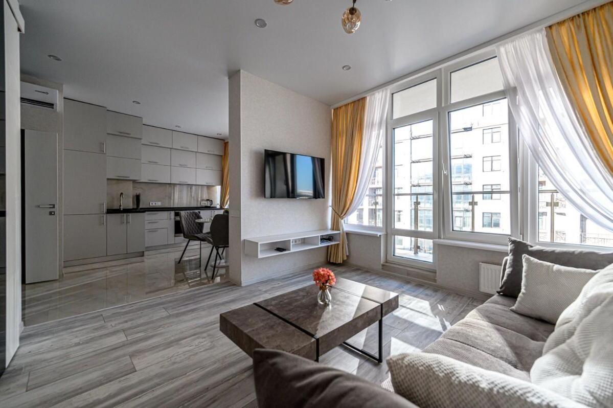 Jeanne apartments 2BDR Odessa Extérieur photo
