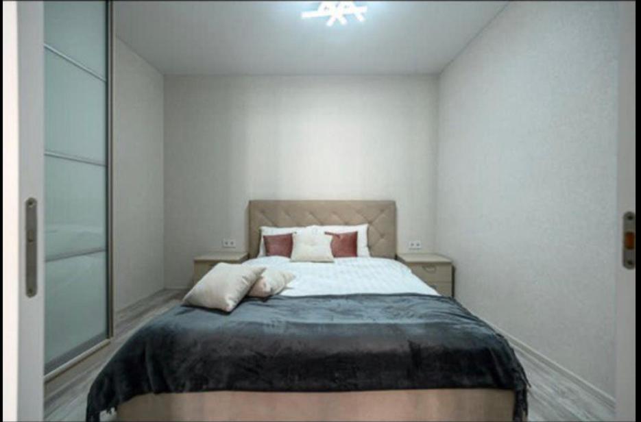 Jeanne apartments 2BDR Odessa Extérieur photo